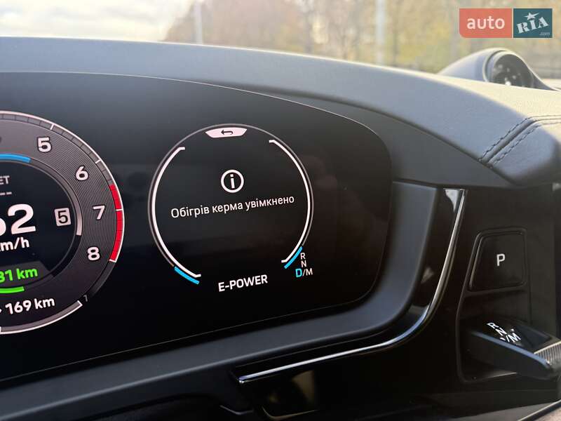 Внедорожник / Кроссовер Porsche Cayenne 2024 в Киеве