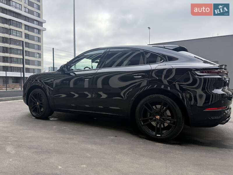 Внедорожник / Кроссовер Porsche Cayenne 2024 в Киеве