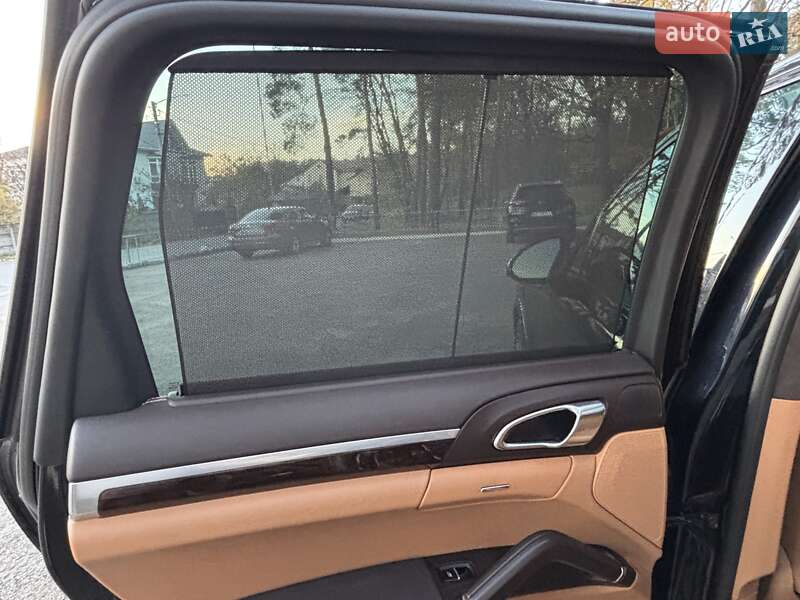 Позашляховик / Кросовер Porsche Cayenne 2015 в Києві фото 25 Позашляховик / Кросовер Porsche Cayenne 2015 в Києві