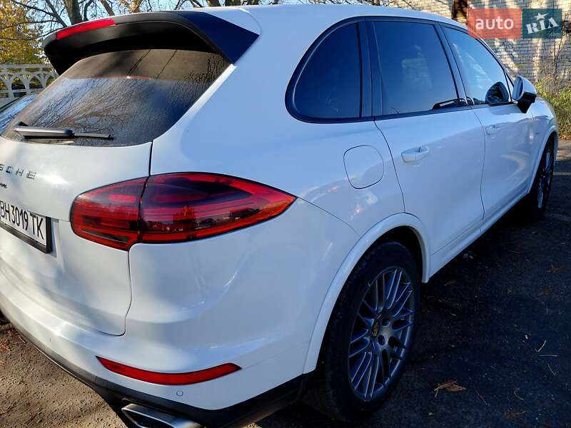 Porsche Cayenne 2017