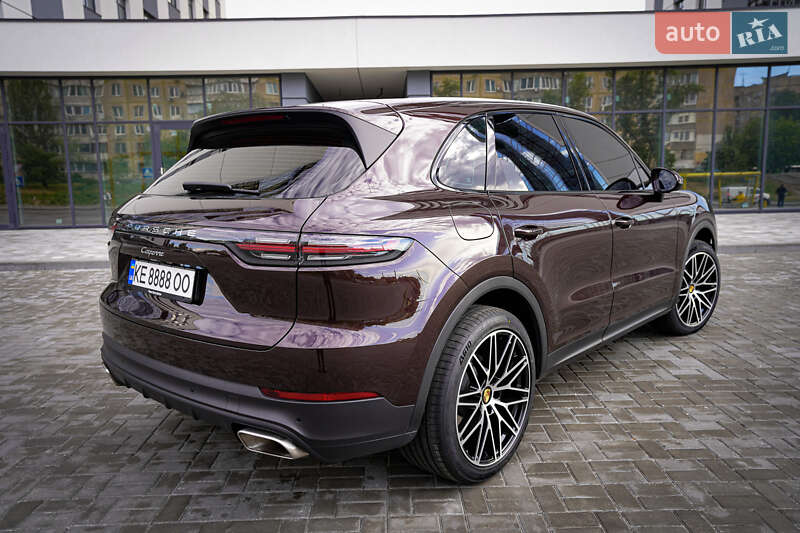 Внедорожник / Кроссовер Porsche Cayenne 2019 в Днепре