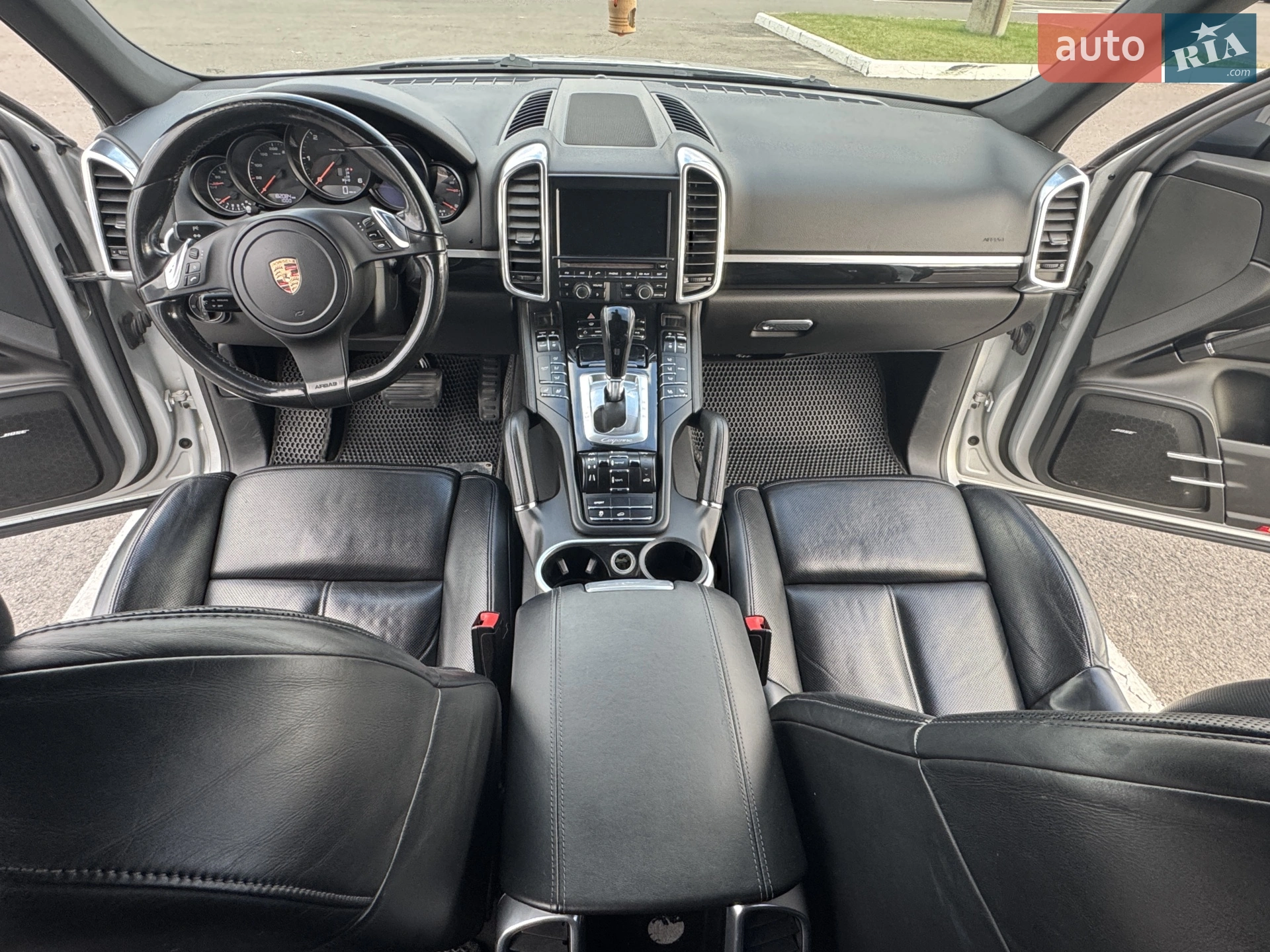 2012 Porsche Cayenne - мініатюра 13