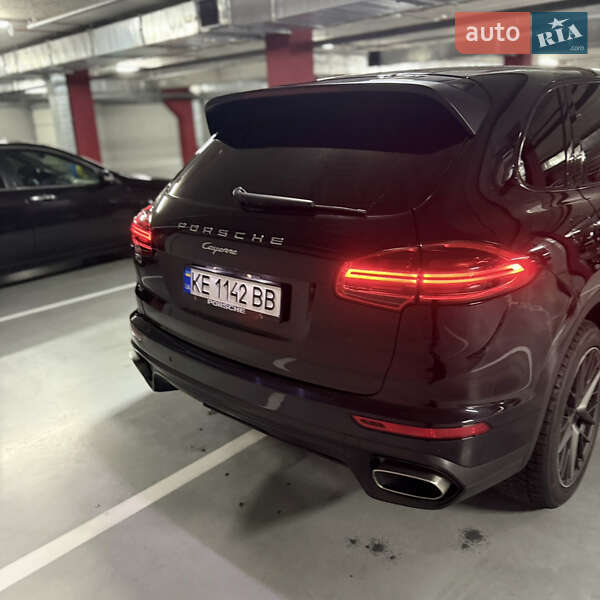 Внедорожник / Кроссовер Porsche Cayenne 2014 в Днепре