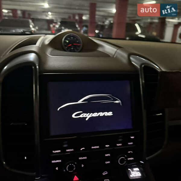 Внедорожник / Кроссовер Porsche Cayenne 2014 в Днепре