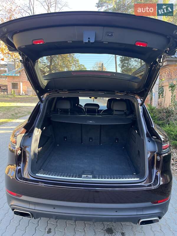 Внедорожник / Кроссовер Porsche Cayenne 2018 в Львове фото 16 Внедорожник / Кроссовер Porsche Cayenne 2018 в Львове