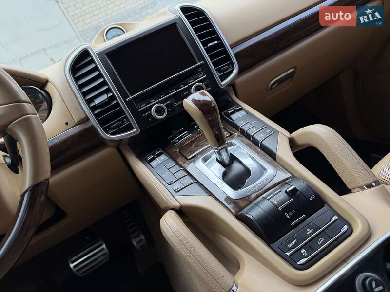 Позашляховик / Кросовер Porsche Cayenne 2011 в Кам'янському фото 72 Позашляховик / Кросовер Porsche Cayenne 2011 в Кам'янському