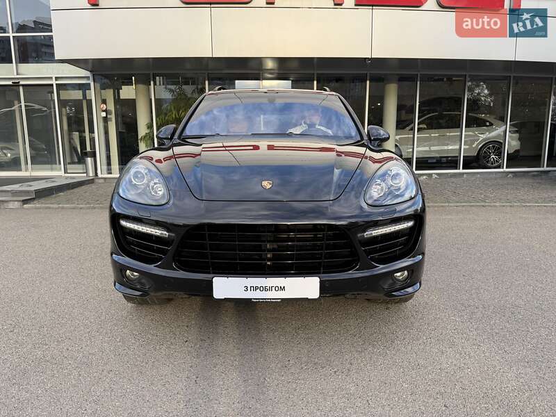 Позашляховик / Кросовер Porsche Cayenne 2013 в Дніпрі
