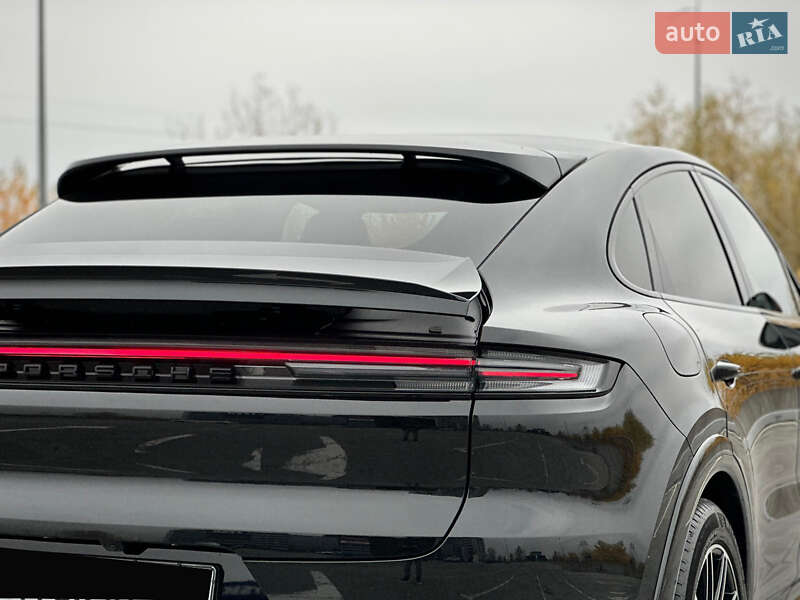 Позашляховик / Кросовер Porsche Cayenne 2024 в Києві