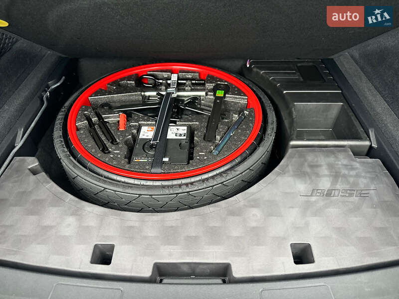 Позашляховик / Кросовер Porsche Cayenne 2024 в Києві