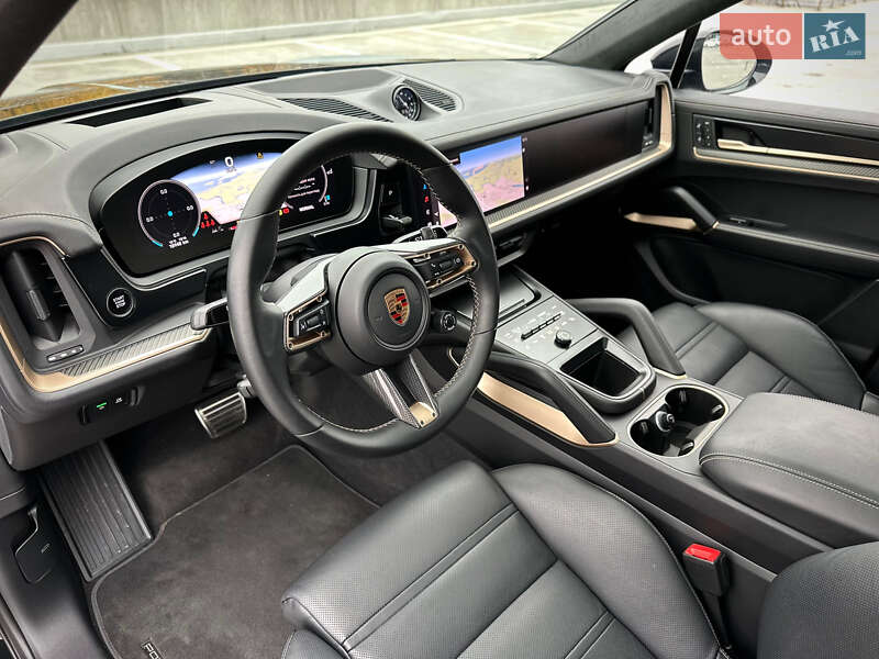 Позашляховик / Кросовер Porsche Cayenne 2024 в Києві