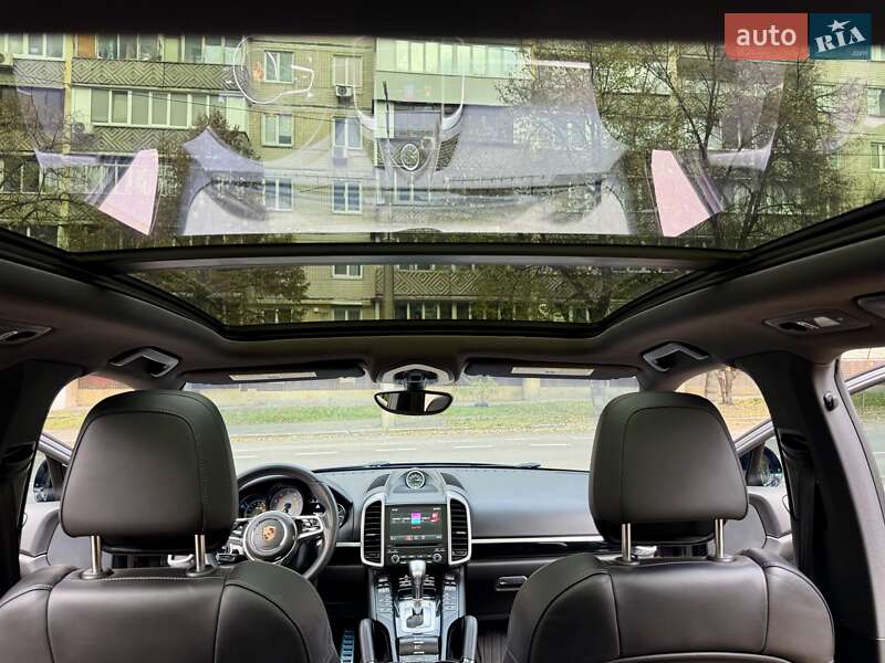 Внедорожник / Кроссовер Porsche Cayenne 2016 в Киеве фото 38 Внедорожник / Кроссовер Porsche Cayenne 2016 в Киеве