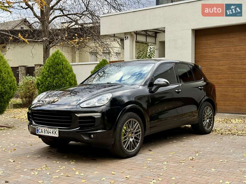 Внедорожник / Кроссовер Porsche Cayenne 2016 в Киеве фото 76 Внедорожник / Кроссовер Porsche Cayenne 2016 в Киеве