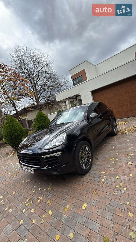 Внедорожник / Кроссовер Porsche Cayenne 2016 в Киеве фото 87 Внедорожник / Кроссовер Porsche Cayenne 2016 в Киеве