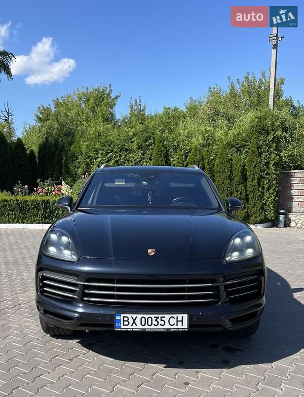 Позашляховик / Кросовер Porsche Cayenne 2018 в Тернополі