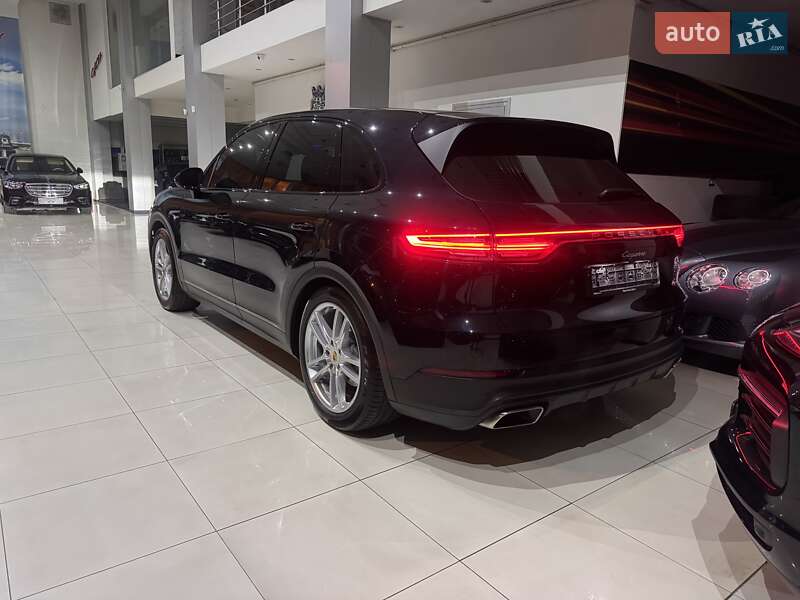 Внедорожник / Кроссовер Porsche Cayenne 2019 в Одессе