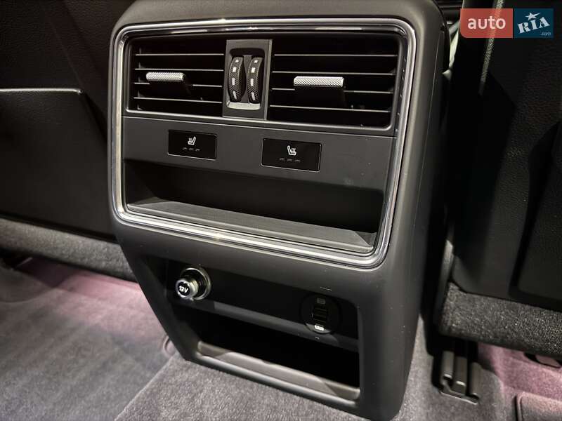 Внедорожник / Кроссовер Porsche Cayenne 2019 в Одессе