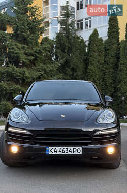 Внедорожник / Кроссовер Porsche Cayenne 2011 в Киеве