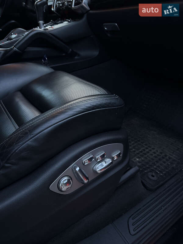 Позашляховик / Кросовер Porsche Cayenne 2011 в Києві фото 26 Позашляховик / Кросовер Porsche Cayenne 2011 в Києві
