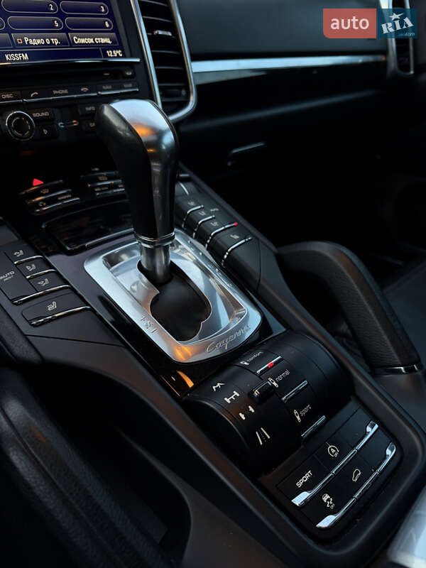 Позашляховик / Кросовер Porsche Cayenne 2011 в Києві фото 44 Позашляховик / Кросовер Porsche Cayenne 2011 в Києві