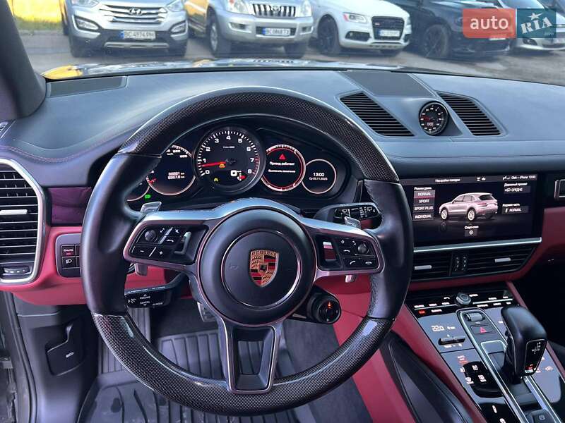 Позашляховик / Кросовер Porsche Cayenne 2019 в Львові