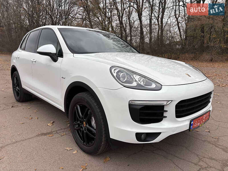 Позашляховик / Кросовер Porsche Cayenne 2015 в Ніжині