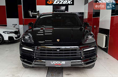 Внедорожник / Кроссовер Porsche Cayenne 2019 в Одессе