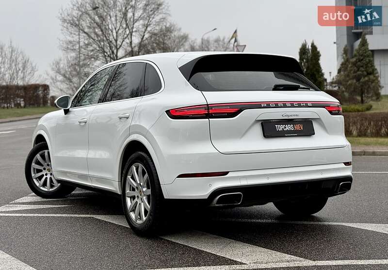 Позашляховик / Кросовер Porsche Cayenne 2020 в Києві