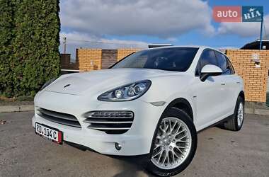 Позашляховик / Кросовер Porsche Cayenne 2014 в Луцьку