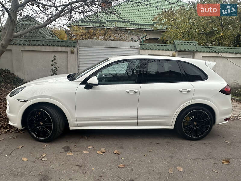 Внедорожник / Кроссовер Porsche Cayenne 2011 в Одессе фото 3 Внедорожник / Кроссовер Porsche Cayenne 2011 в Одессе