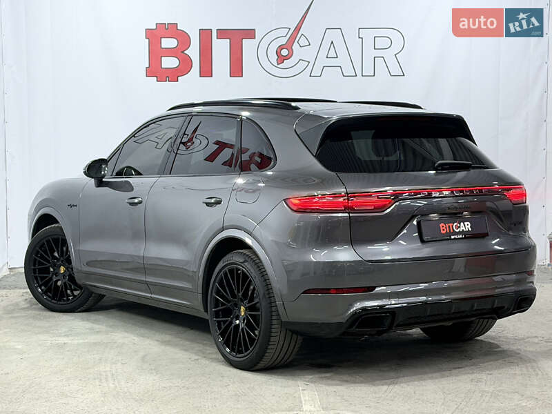 Позашляховик / Кросовер Porsche Cayenne 2019 в Одесі