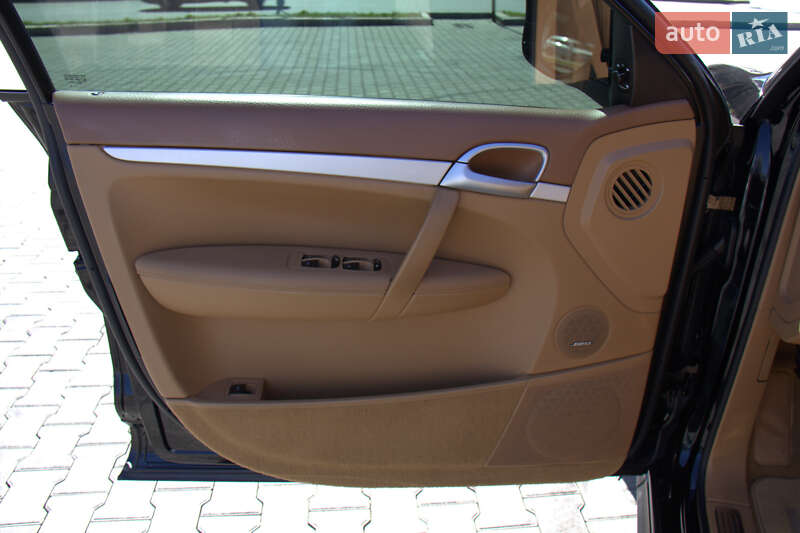 Внедорожник / Кроссовер Porsche Cayenne 2008 в Одессе