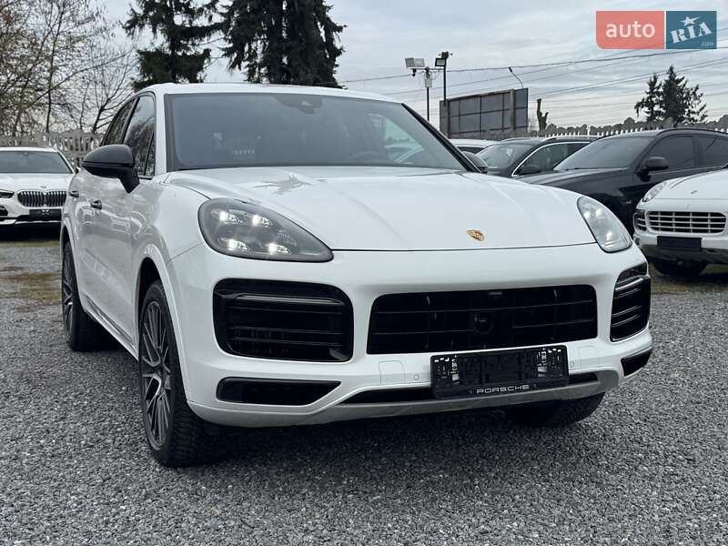 Внедорожник / Кроссовер Porsche Cayenne 2018 в Тернополе
