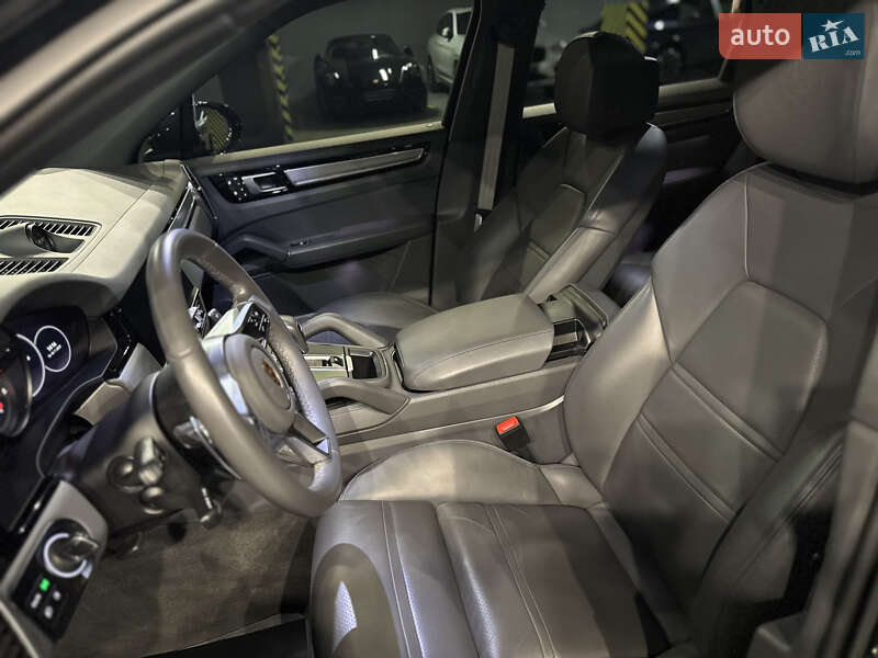 Позашляховик / Кросовер Porsche Cayenne 2022 в Одесі