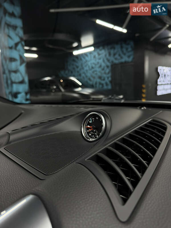 Позашляховик / Кросовер Porsche Cayenne 2014 в Києві