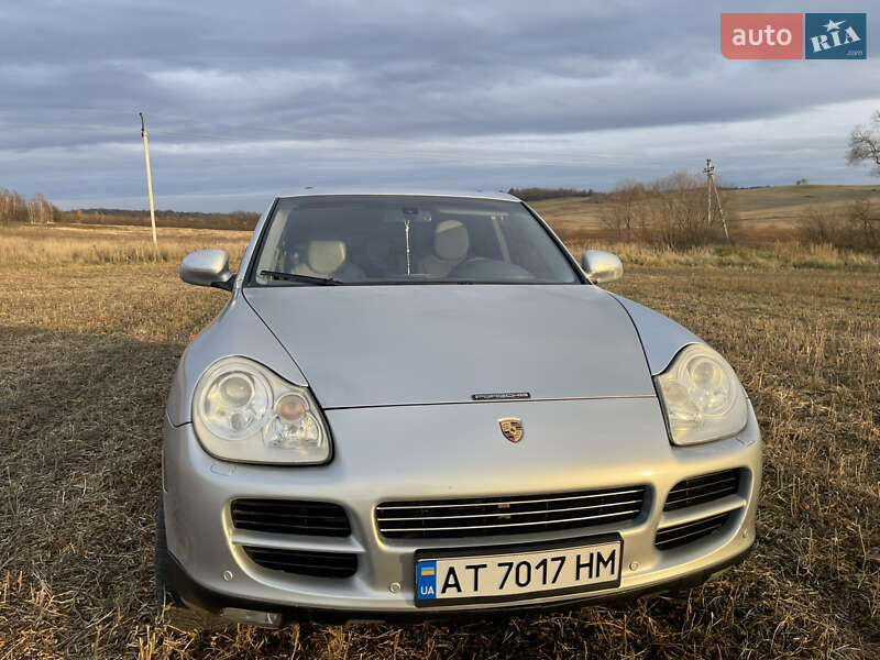 Внедорожник / Кроссовер Porsche Cayenne 2004 в Ивано-Франковске