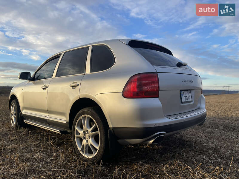 Внедорожник / Кроссовер Porsche Cayenne 2004 в Ивано-Франковске
