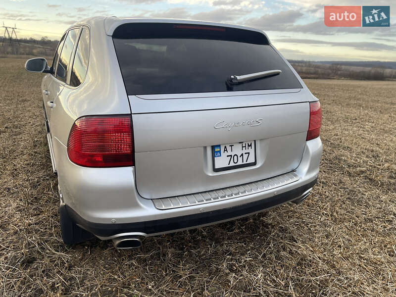 Внедорожник / Кроссовер Porsche Cayenne 2004 в Ивано-Франковске