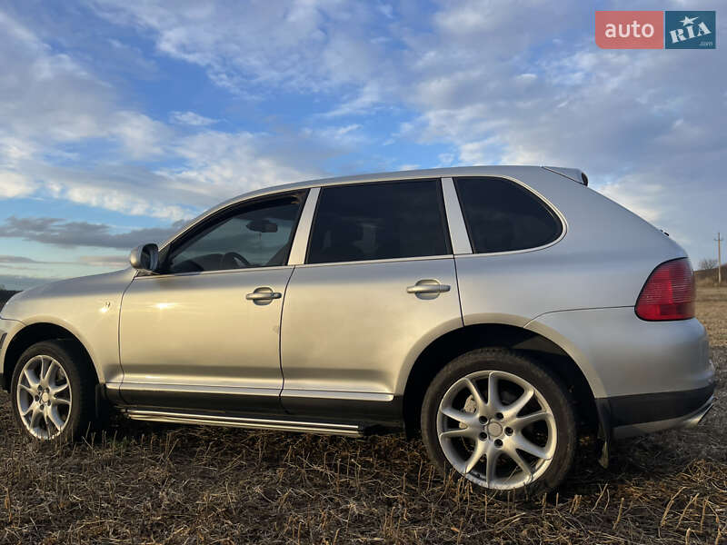 Внедорожник / Кроссовер Porsche Cayenne 2004 в Ивано-Франковске