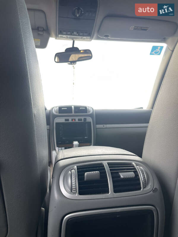 Внедорожник / Кроссовер Porsche Cayenne 2004 в Ивано-Франковске