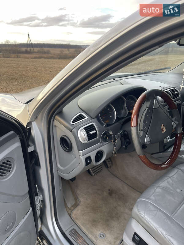 Внедорожник / Кроссовер Porsche Cayenne 2004 в Ивано-Франковске