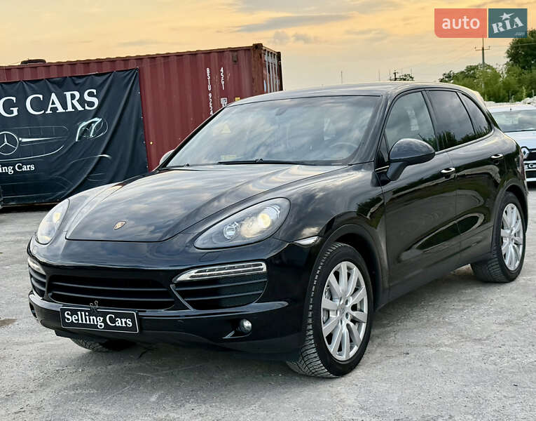 Внедорожник / Кроссовер Porsche Cayenne 2011 в Ровно