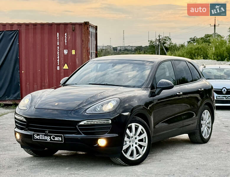 Внедорожник / Кроссовер Porsche Cayenne 2011 в Ровно