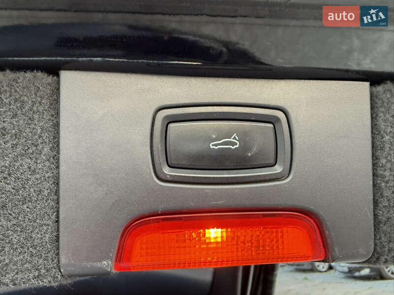 Внедорожник / Кроссовер Porsche Cayenne 2011 в Ровно