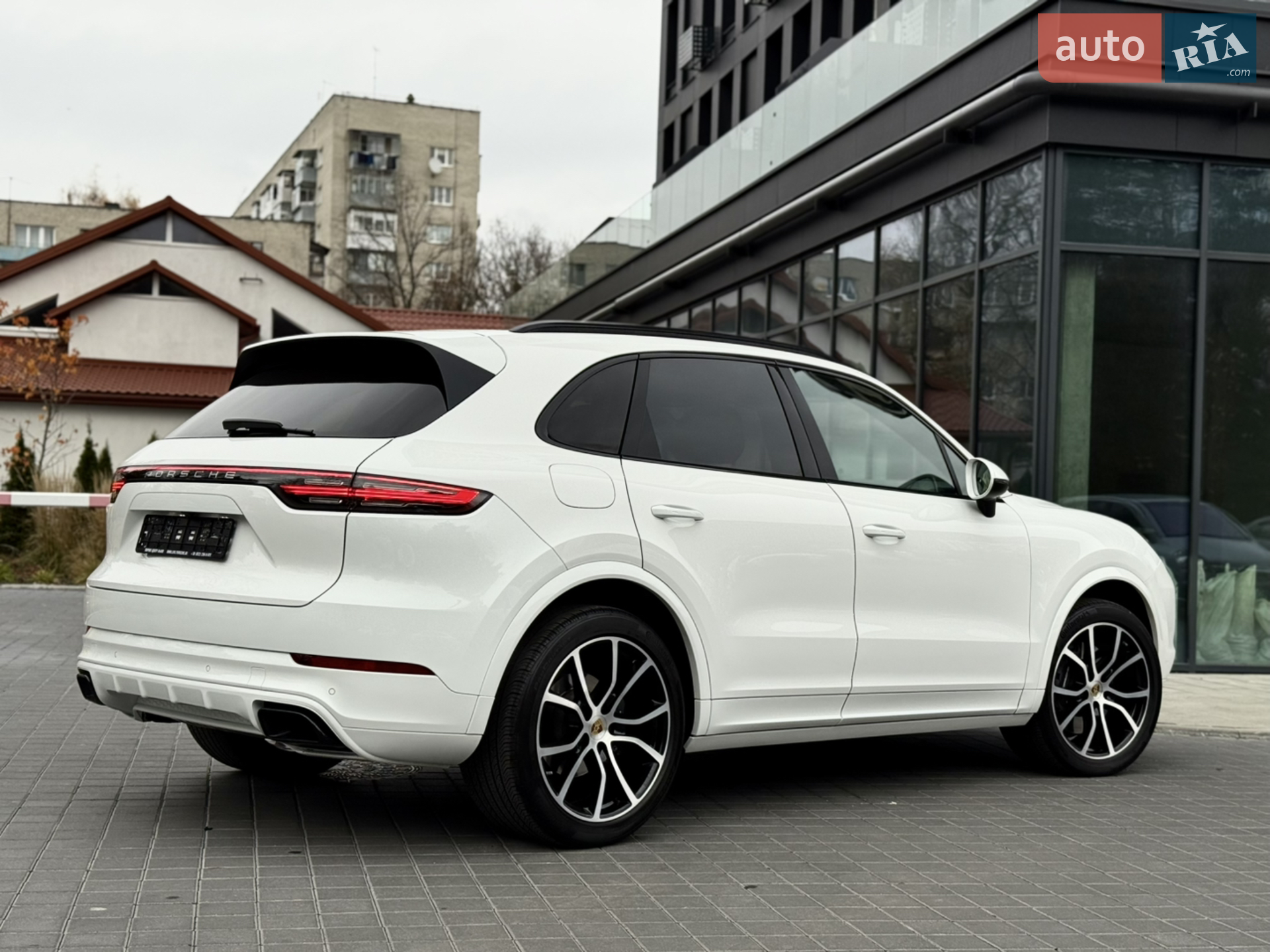 2021 Porsche Cayenne - мініатюра 17