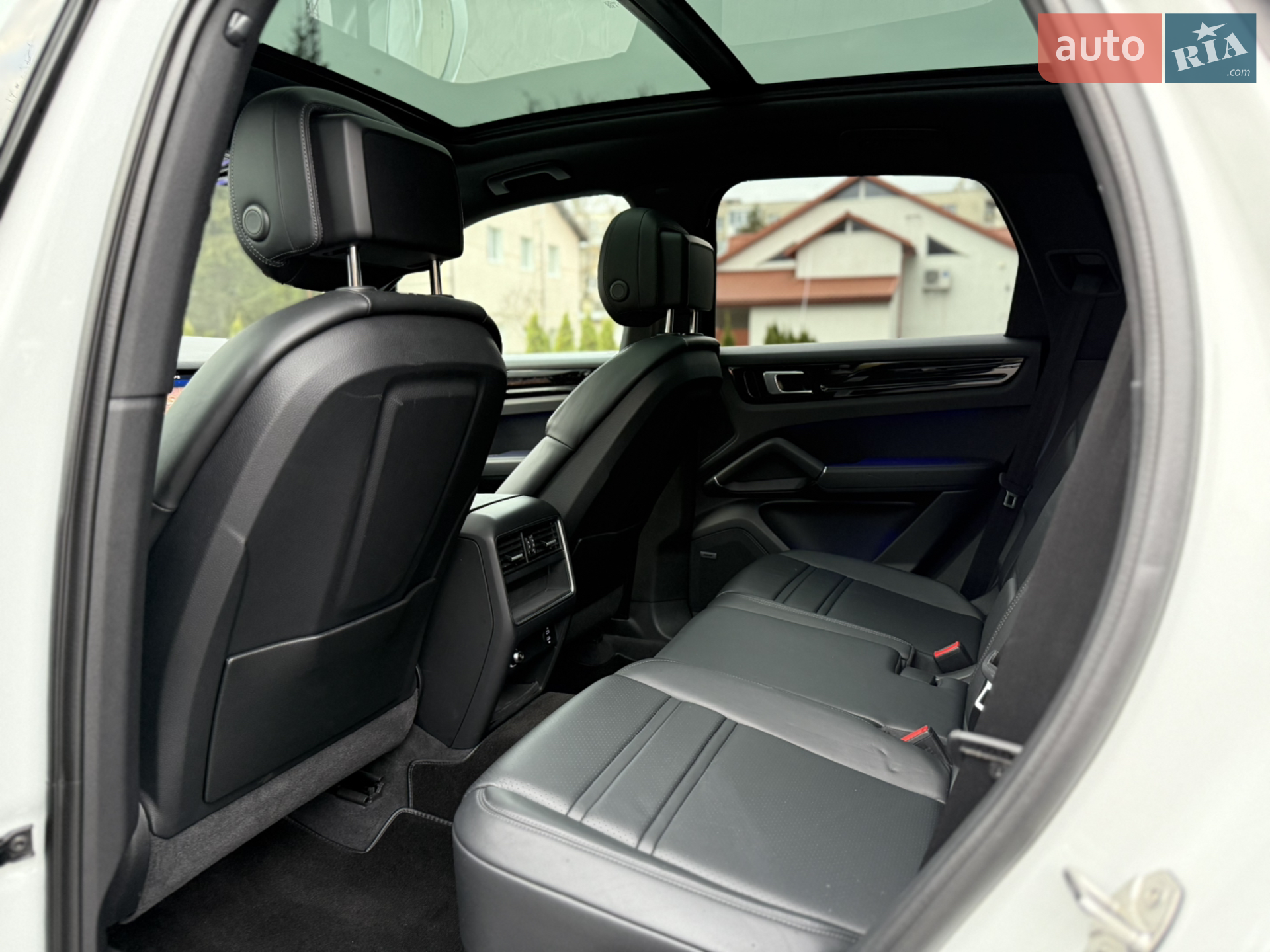 2021 Porsche Cayenne - мініатюра 48