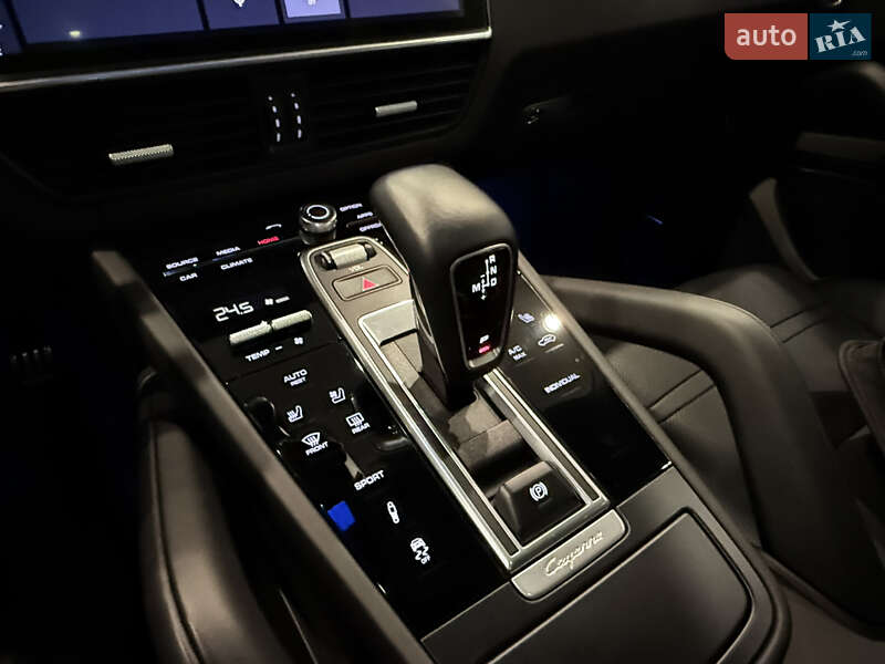 Позашляховик / Кросовер Porsche Cayenne 2020 в Одесі