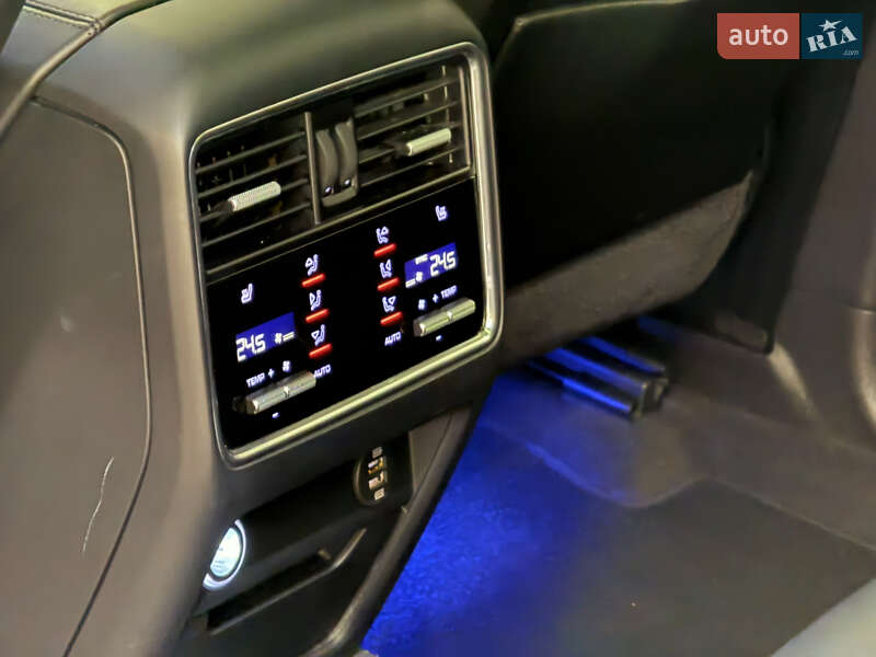 Позашляховик / Кросовер Porsche Cayenne 2020 в Одесі