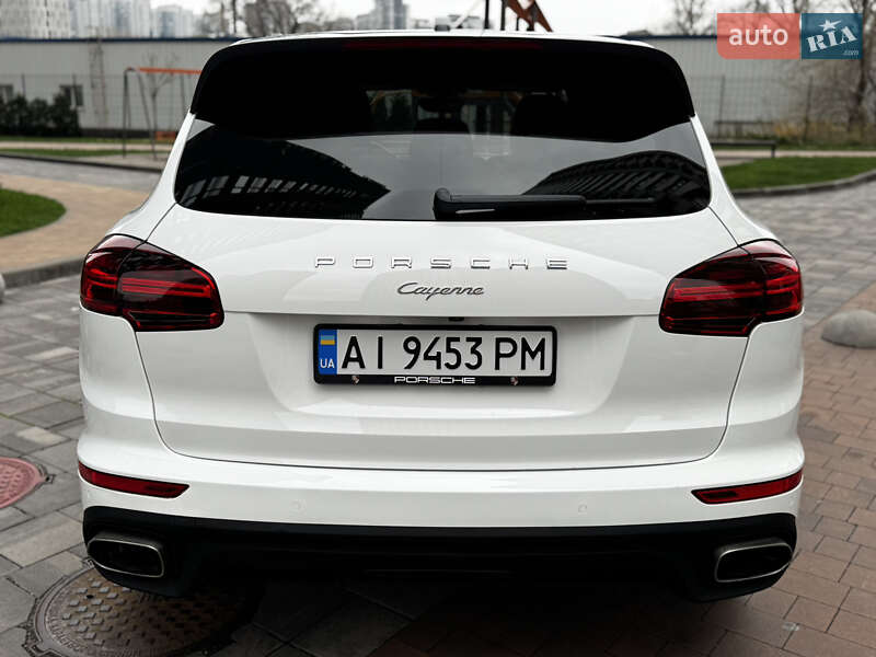 Позашляховик / Кросовер Porsche Cayenne 2017 в Києві