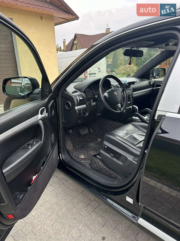 Внедорожник / Кроссовер Porsche Cayenne 2009 в Вараше