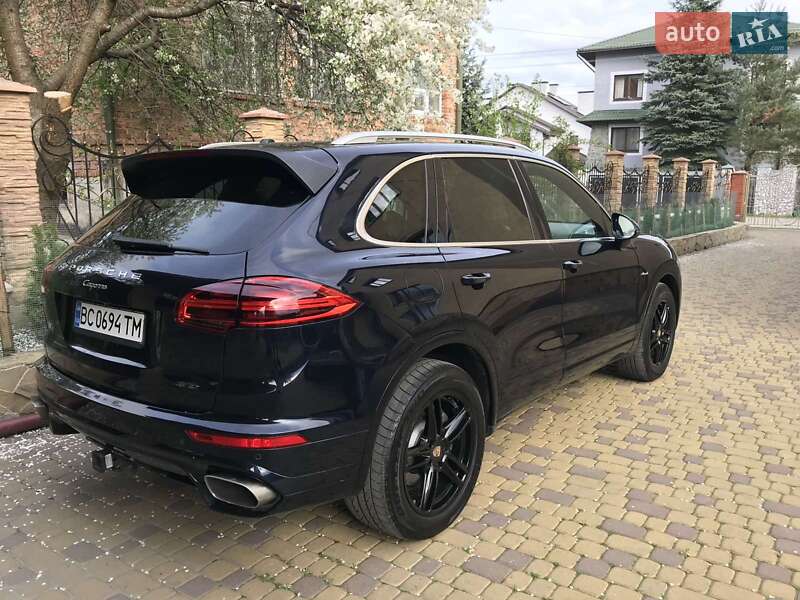 Внедорожник / Кроссовер Porsche Cayenne 2015 в Львове фото 12 Внедорожник / Кроссовер Porsche Cayenne 2015 в Львове
